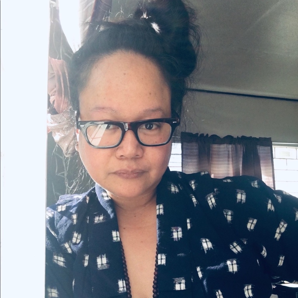 Meet your Posher, Rhodora